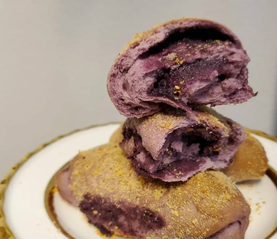 Ube Spanish Bread